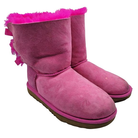 UGG Bailey Bow Girls 4 Pink Sheepskin Winter Cold Boots - 1017394K